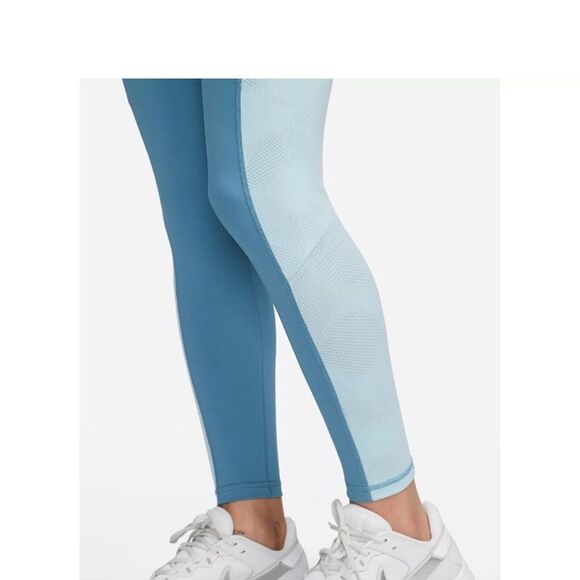Nike Pro High-Waisted 7/8 Training Leggings Noise Aqua Blue DX0063 440 NWT in pk - Picture 7 of 10